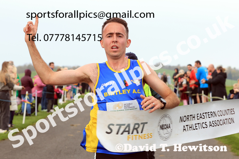 Mens and Womens 2025 Heaton Memorial 10k Road Race, Newcastle Town Moor, Sunday, November 9th. Photo: David T. Hewitson/Sports for All Pics